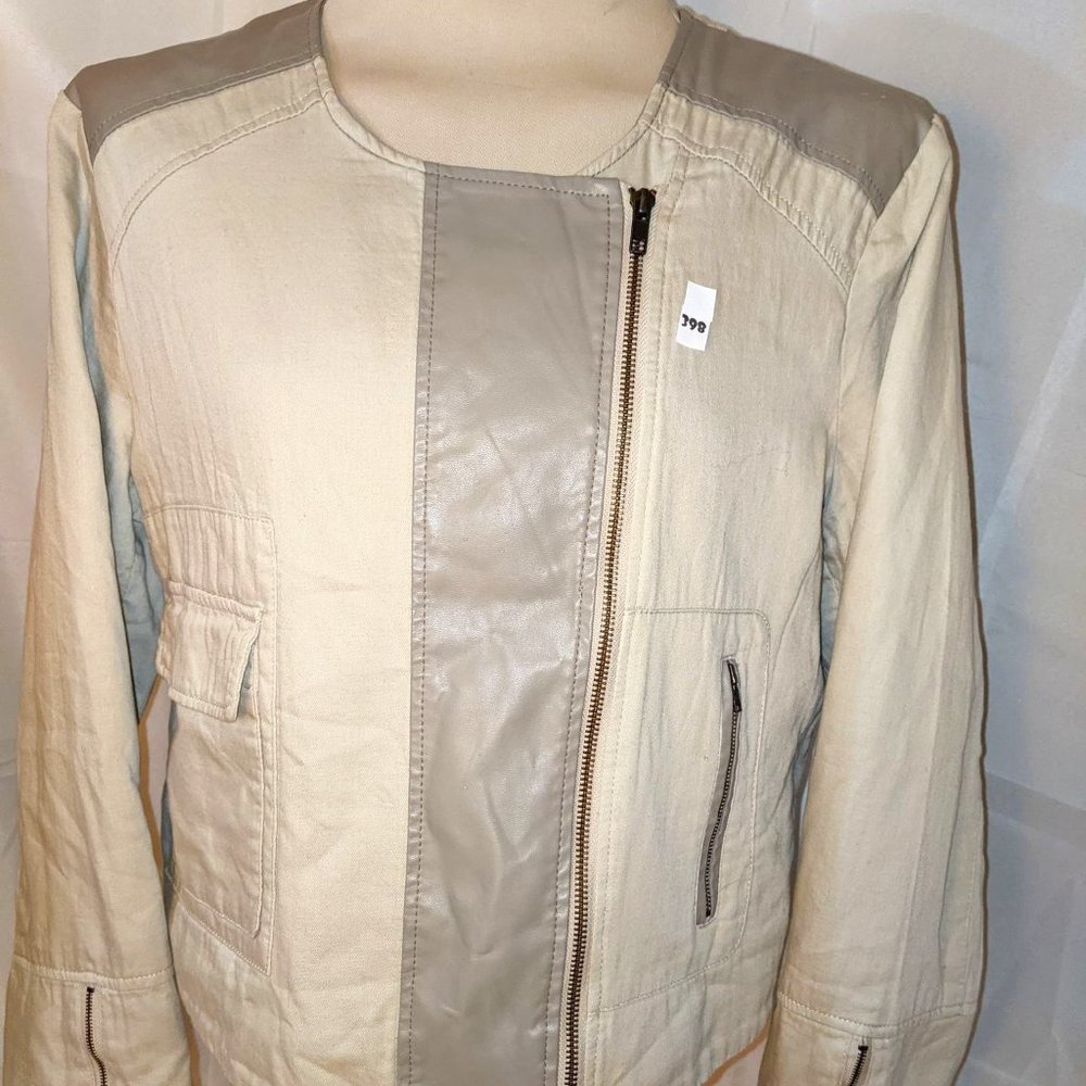 APT9 jacket